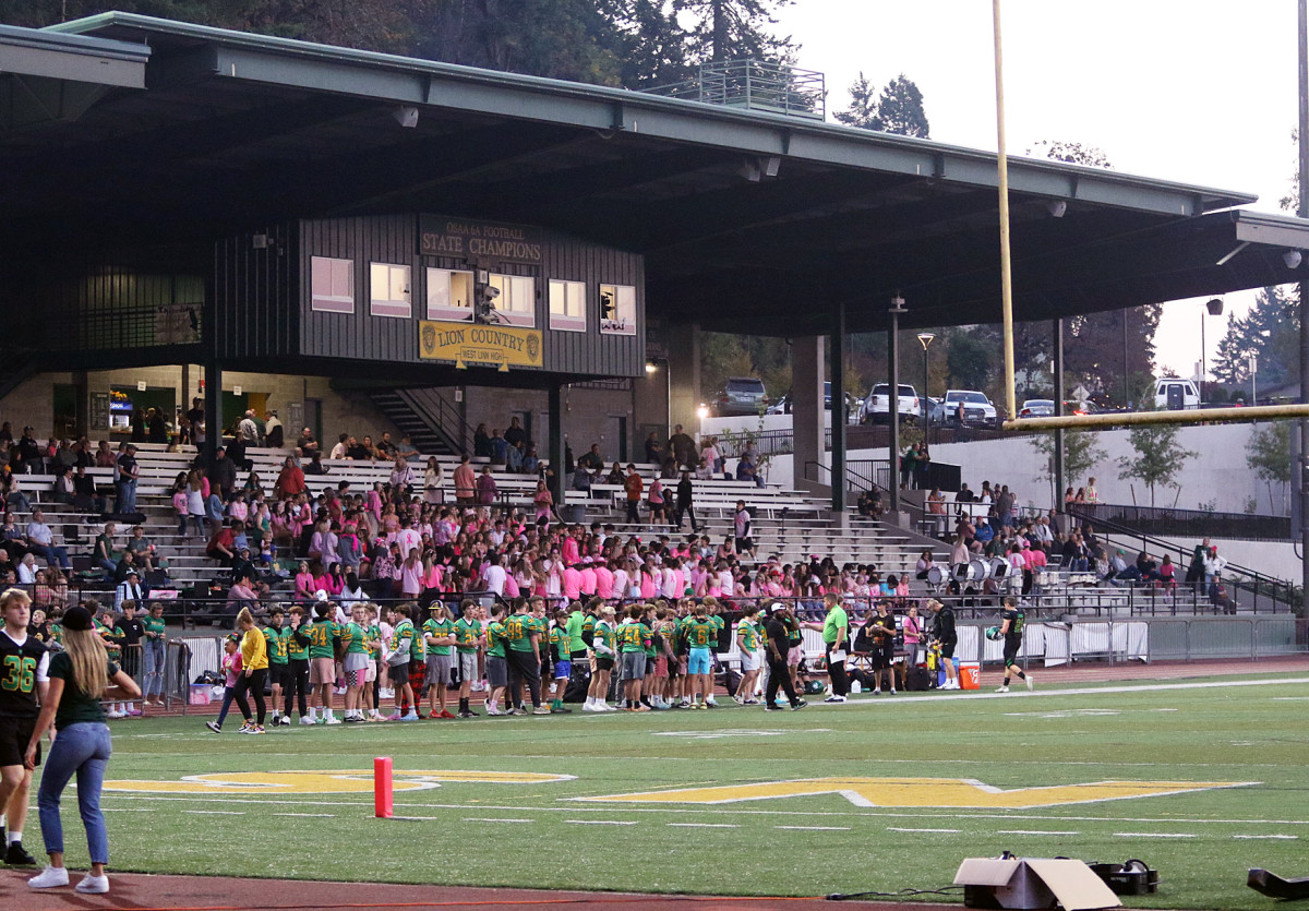 West Linn Tigard football Oregon October 14 2022 Dan Brood 1